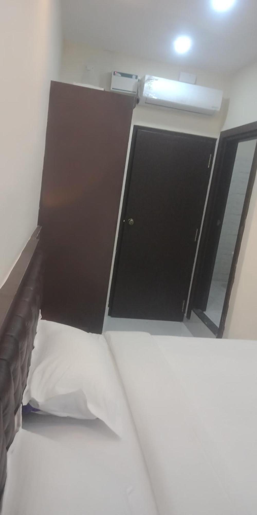 M G Residency Hotel Chikmagalur Bagian luar foto