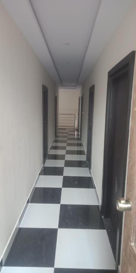 M G Residency Hotel Chikmagalur Bagian luar foto