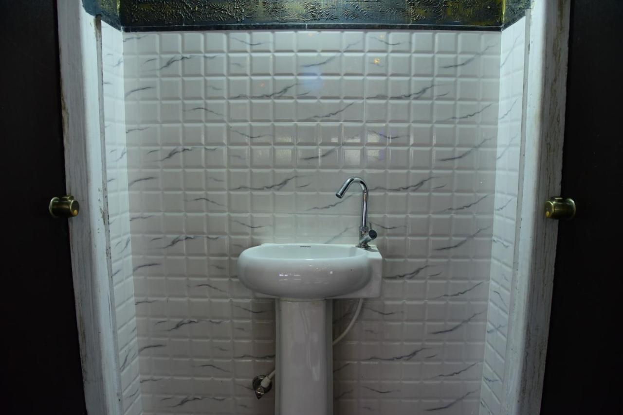 M G Residency Hotel Chikmagalur Bagian luar foto